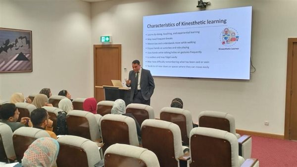 جانب من الورشة