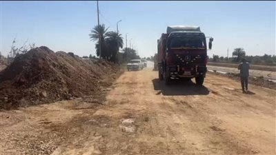 فتح الطريق الدائري الرئيسي بمركز نصر النوبة بأسوان بعد 48 ساعة من الهبوط الأرضي المفاجئ