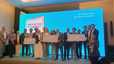 فوز فريق هندسة القاهرة بالمركز الأول في مسابقة سانت - جوبان الفرنسية بمصر 