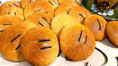 محشية وسادة.. طريقة عمل القُرص الهشة الطرية وأسرار نجاحها