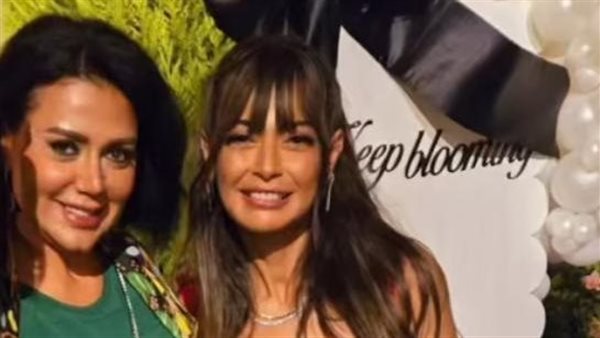 داليا مصطفى ورانيا