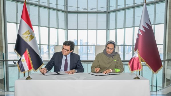 جانب من توقيع الاتفاقية