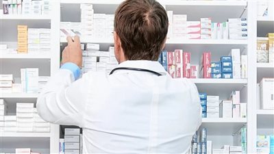 تفاصيل حبس صيدلي لاتهامه بتصوير سيدات خلسة داخل صيدليته بالمنوفية | بث مباشر