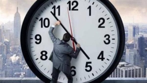 موعد تطبيق التوقيت