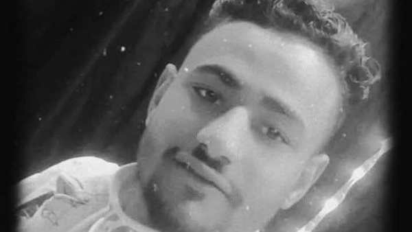 مصرع شاب تحت عجلات