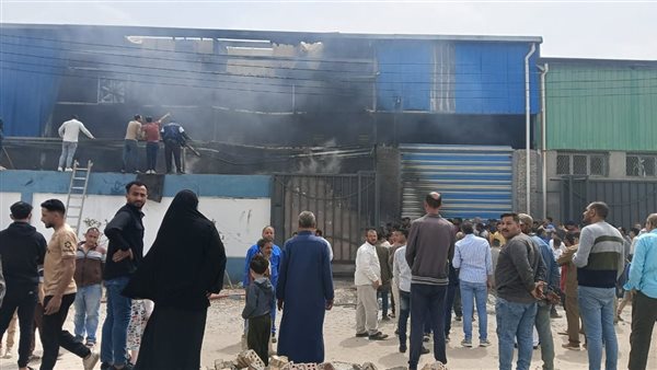 جانب من الحريق 