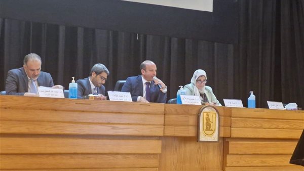 جامعة القاهرة 