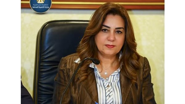  الدكتورة منال عوض