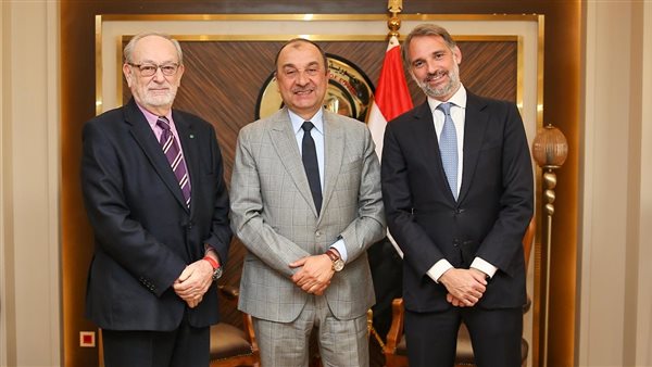 خلال اللقاء