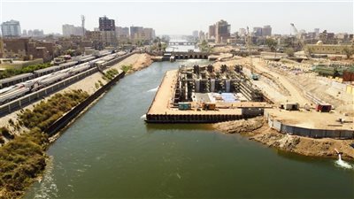 يخدم 850 ألف فدان.. وزير الري يتابع الموقف التنفيذي لمشروع إنشاء مجموعة قناطر ديروط الجديدة