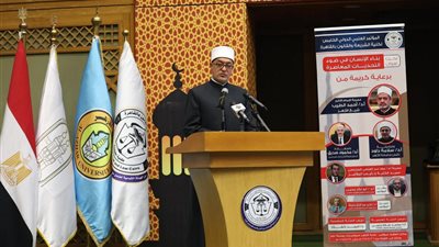 المفتي يدعو لإطلاق جائزة سنوية لأفضل بحث علمي يسهم في تأصيل مفاهيم بناء الإنسان