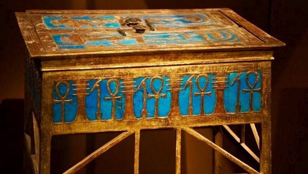  صندوق حلي لـ يويا