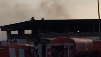 استمر لأكثر من 6 ساعات.. السيطرة على حريق بمصنع كرتون بالمنطقة الصناعية في أكتوبر