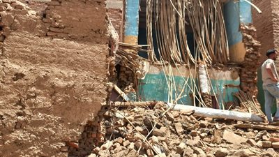 انهيار منزل من الطوب اللبن في قنا دون خسائر بشرية