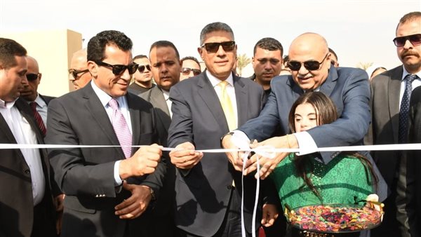 وزير الشباب والرياضة