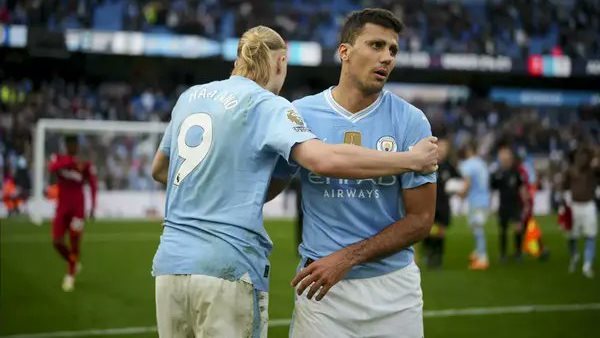 إيرلينج هالاند ورودري