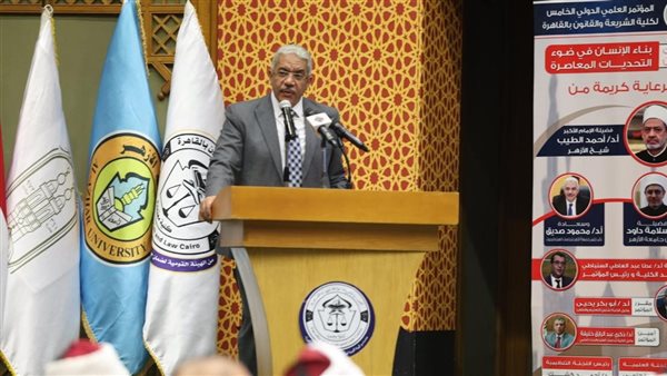 الدكتور محمود صديق،