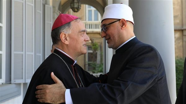 مفتي الجمهورية يقدم