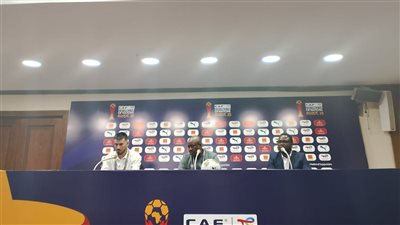 مدرب جنوب إفريقيا: مواجهة الفراعنة كانت صعبة.. وإصابة قائدنا سبب لنا قلق