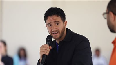 أحمد مالك: الفنانون العرب كانوا محصورين في أدوار الإرهاب واللاجئين.. والأعمال العالمية لا تهمني بعد ما حدث في فلسطين