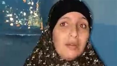 سيدة بالبساتين تتهم نجل شقيقتها بالنصب عليها وإشعال النيران بمنزلها: حرقوا جهاز بنتي | بث مباشر 