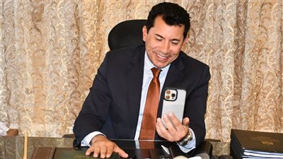 وزير الرياضة يهنئ منتخب رفع الأثقال بعد إنجازهم بالبطولة الإفريقية 