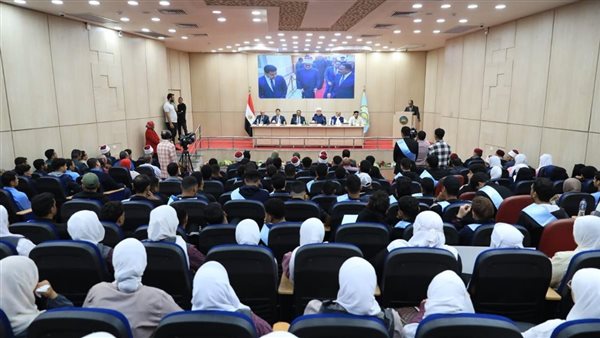 جانب من الندوة