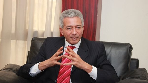  علاء عز- الأمين