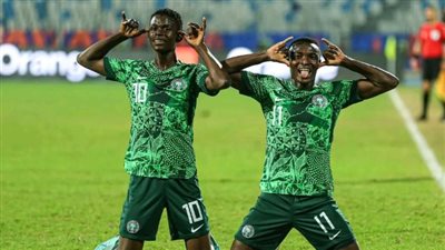 منتخب نيجيريا للشباب.. هل تحلق النسور الخضر إلى أبعد مدى في بطولة إفريقيا؟