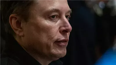 رئيسة مجلس إدارة تسلا تنفي البحث عن خليفة لـ إيلون ماسك