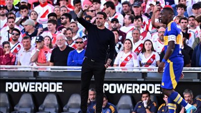 بعد الخسارة من ريفير بليت.. بوكا جونيور يقيل مدربه بعد 6 أشهر من تعيينه