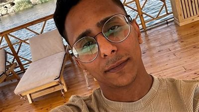 انتشال جثمان مصور فوتوغرافي غرق خلال عمله على مركب عائم بالأقصر | بث مباشر