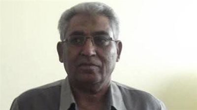 وفاة عميد كلية التجارة بجامعة جنوب الوادي سابقا بسبب أزمة صحية 