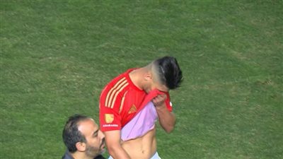 تفاصيل إصابة أشرف داري بعد خروجه من مباراة بتروجيت بالدوري الممتاز