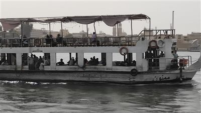 بعد انحسار العاصفة الترابية.. عودة الملاحة النهرية بأرمنت والأقصر