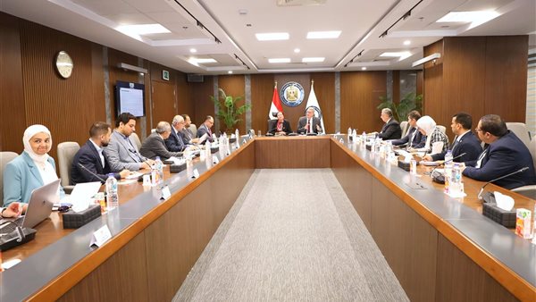 وزير البترول