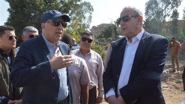 محافظ الغربية ووزير