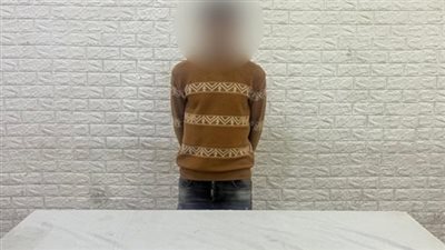 حبس عاطل لاتهامه بسرقة مبلغ مالي من داخل محل بالخليفة