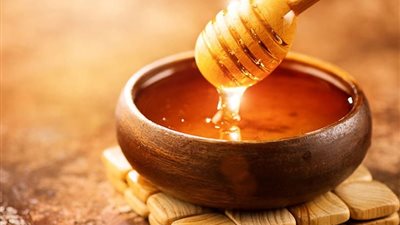 بسبب مخاوف تتعلق بالسلامة الغذائية.. أمريكا تعلن سحب منتجات عسل ونقانق من الأسواق 