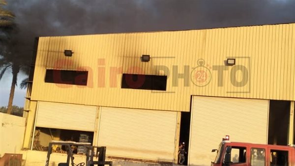 جانب من الحريق