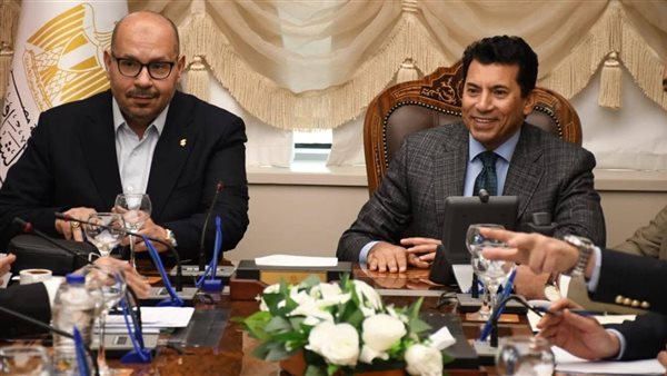 أشرف صبحي وياسر إدريس