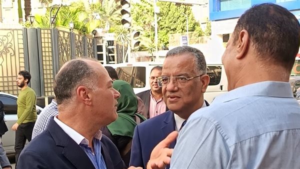 محمود مسلم ونشأت