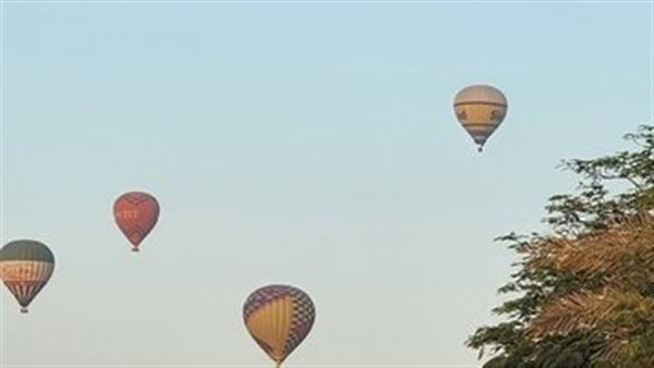 البالون الطائر في