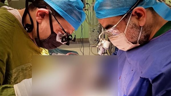 الفريق الطبي