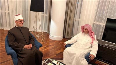 مفتي الجمهورية ورئيس مجمع الفقه الإسلامي الدولي يؤكدان في الدوحة ضرورة إصدار ميثاق شرف لضبط العمل الإفتائي 