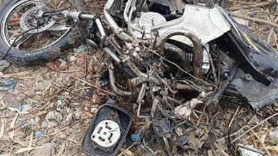 العربية وقعت في الترعة.. مصرع شاب إثر تصادم دراجة نارية وملاكي بالمنوفية