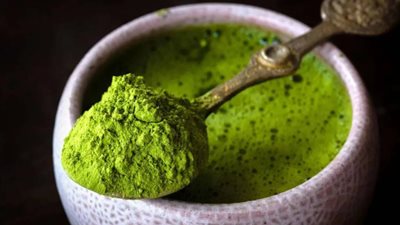 بين الفوائد والمخاطر.. هل يتحول الماتشا إلى سبب لفقر الدم؟