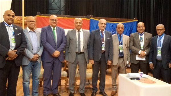 رئيس جامعة أسوان