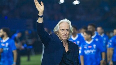 بعد توديع اللاعبين.. أرقام وإنجازات تاريخية تزين هيمنة خيسوس مع الهلال