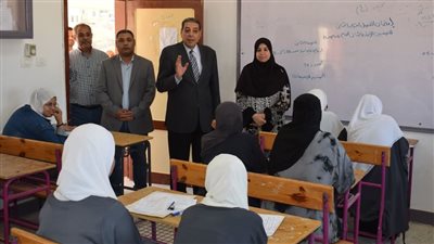 في رابع يوم.. طلاب الثانوي الفني بجنوب سيناء يؤدون امتحانات نهاية العام في المحاسبة الفندقية واللغة الأجنبية الثانية وعلم النفس